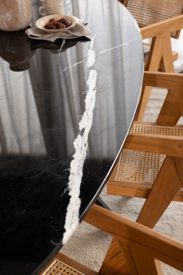 Oval Marble Dining Table – Nero Marquina black (Cross-frame)