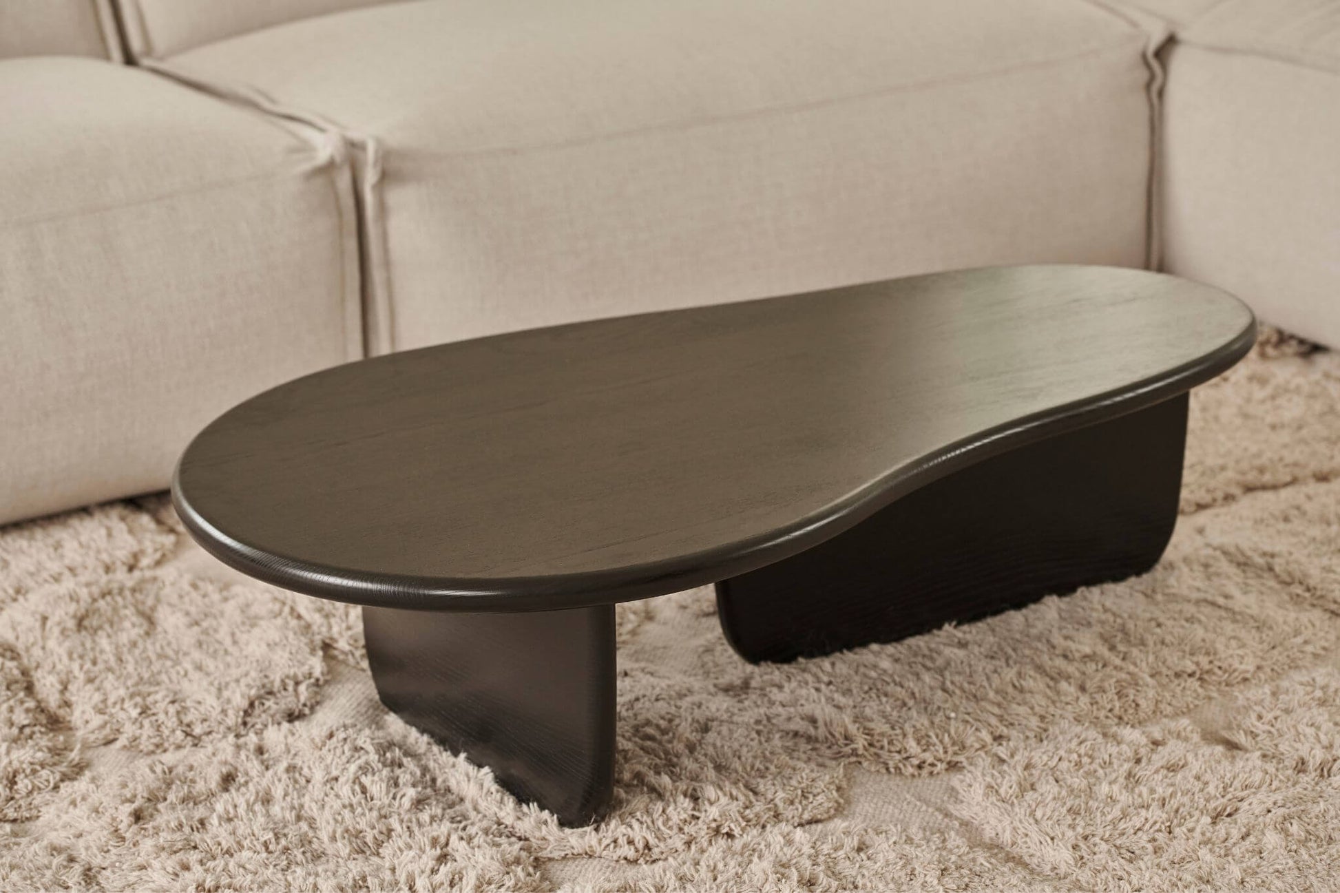 Charcoal FORM coffee table by My Store with a sleek rectangular design and modern style, measuring 120x66 cm.