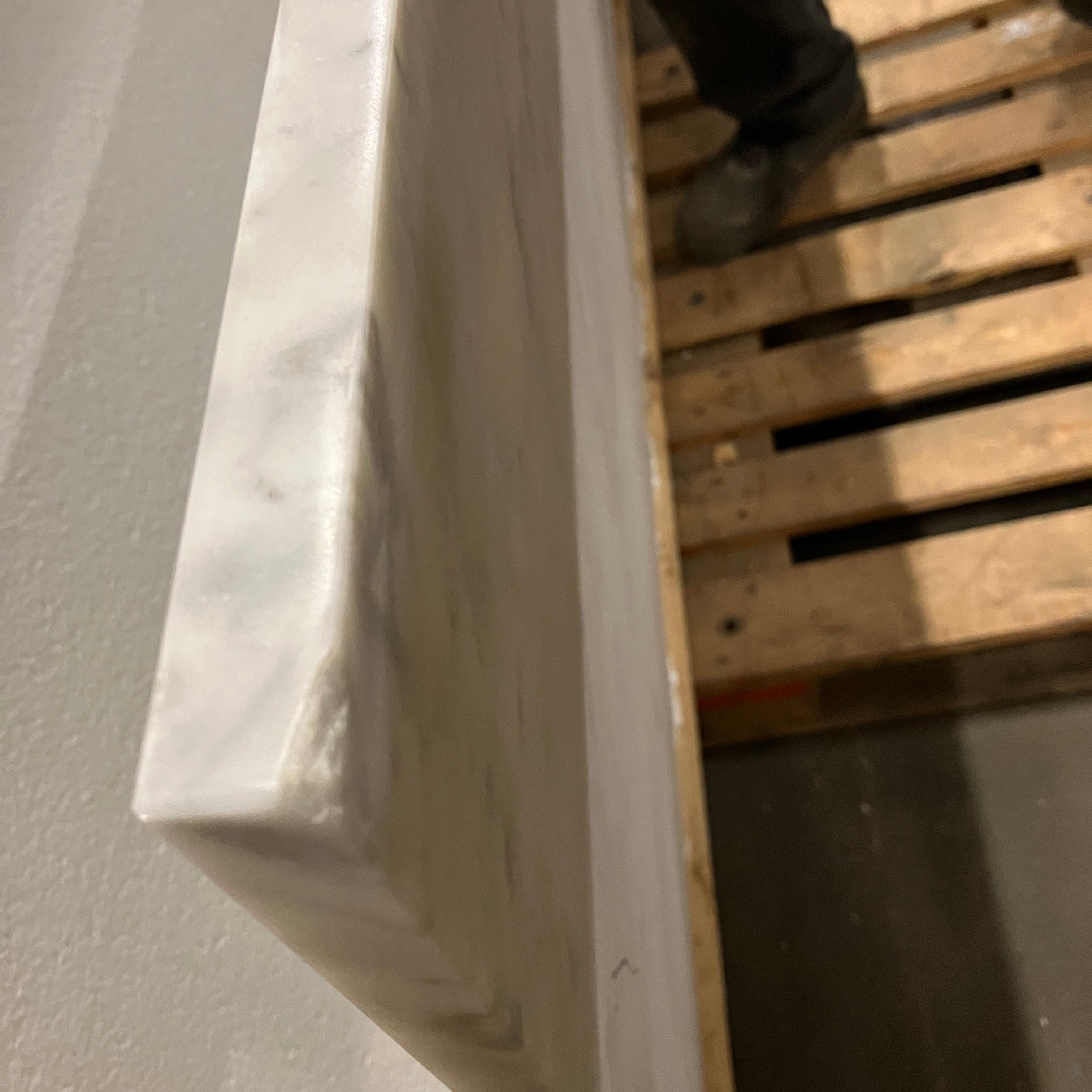 Rectangular Marble Dining Table – Bianco Carrara White (4 legged) (Outlet 220x90)