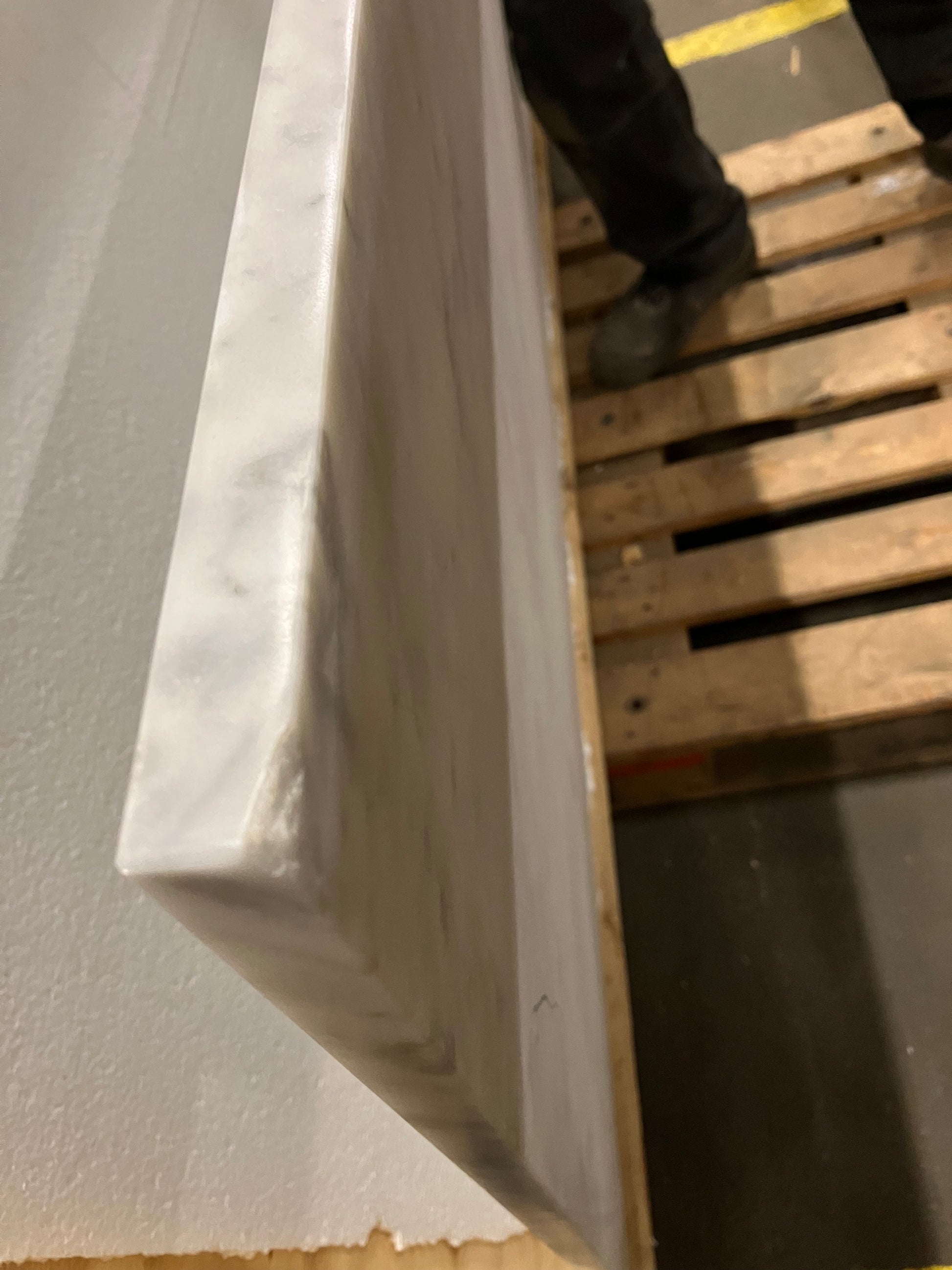 Rectangular Marble Dining Table – Bianco Carrara White (4 legged) (Outlet 220x90)