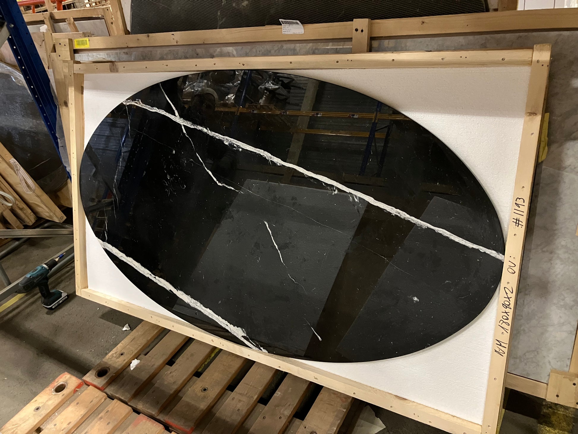 Oval Marble Dining Table – Nero Marquina black (Cross-frame) (Outlet 180×90)