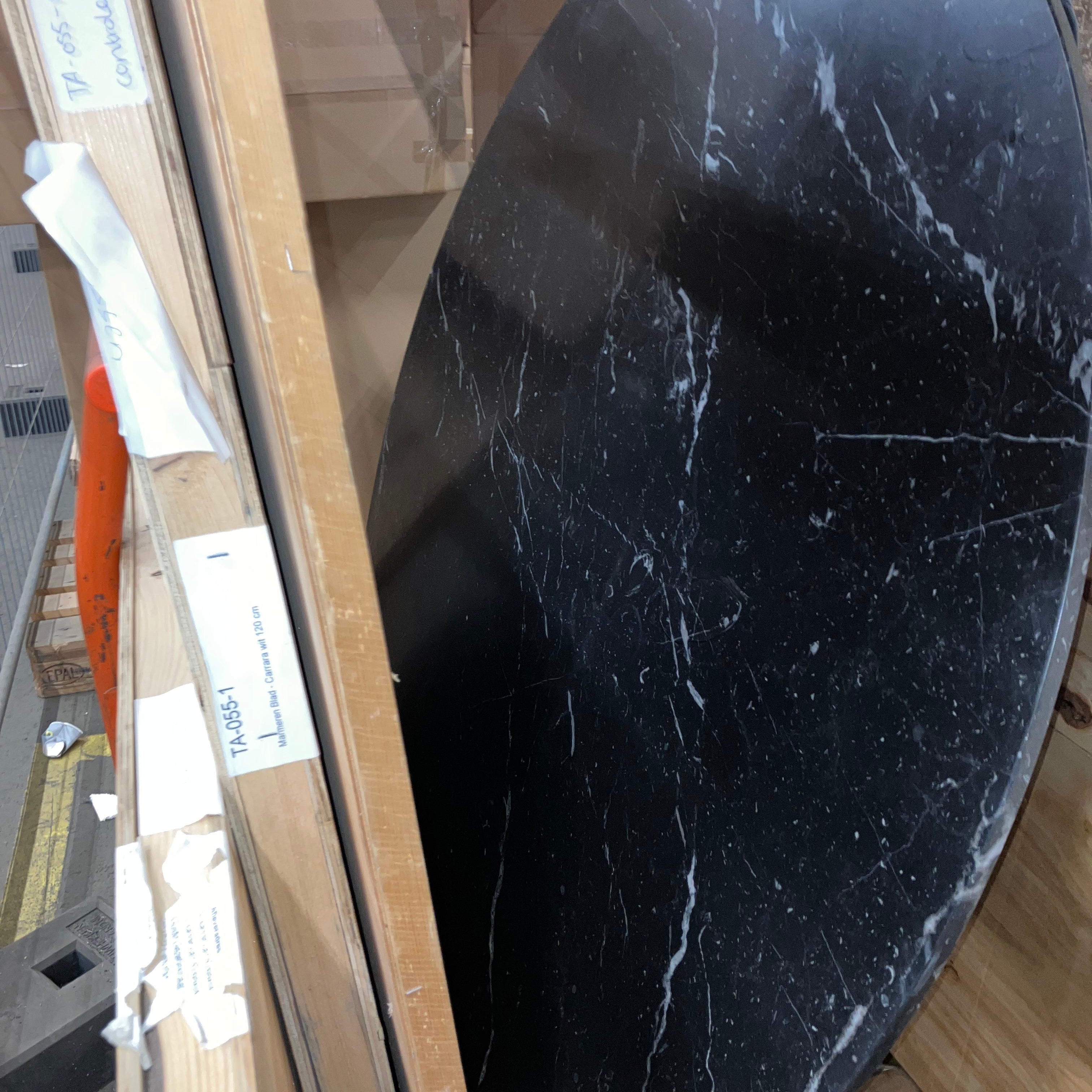 KIYO round dining table – Nero Marquina black marble (Outlet Ø 160 cm)