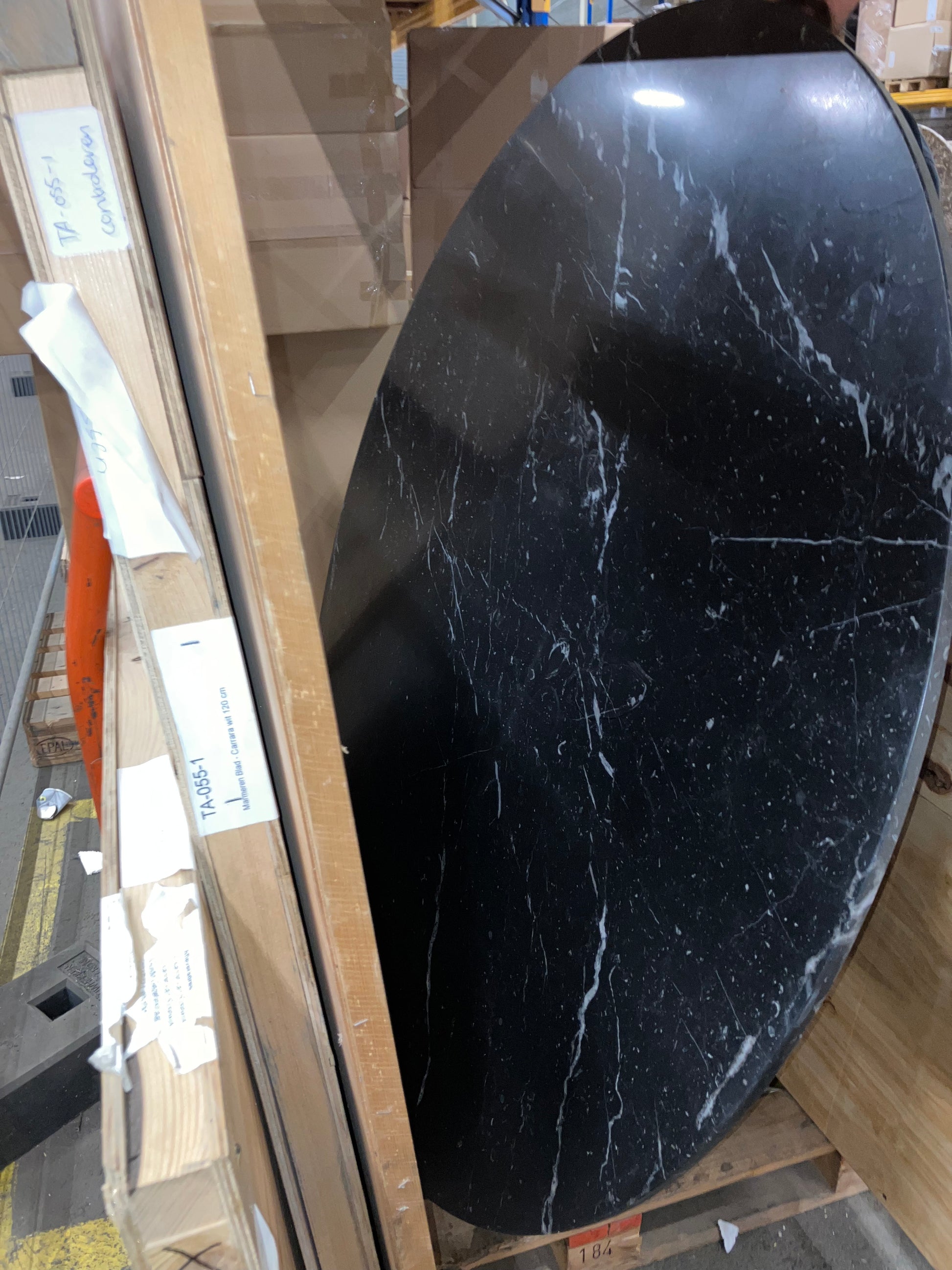 KIYO round dining table – Nero Marquina black marble (Outlet Ø 160 cm)