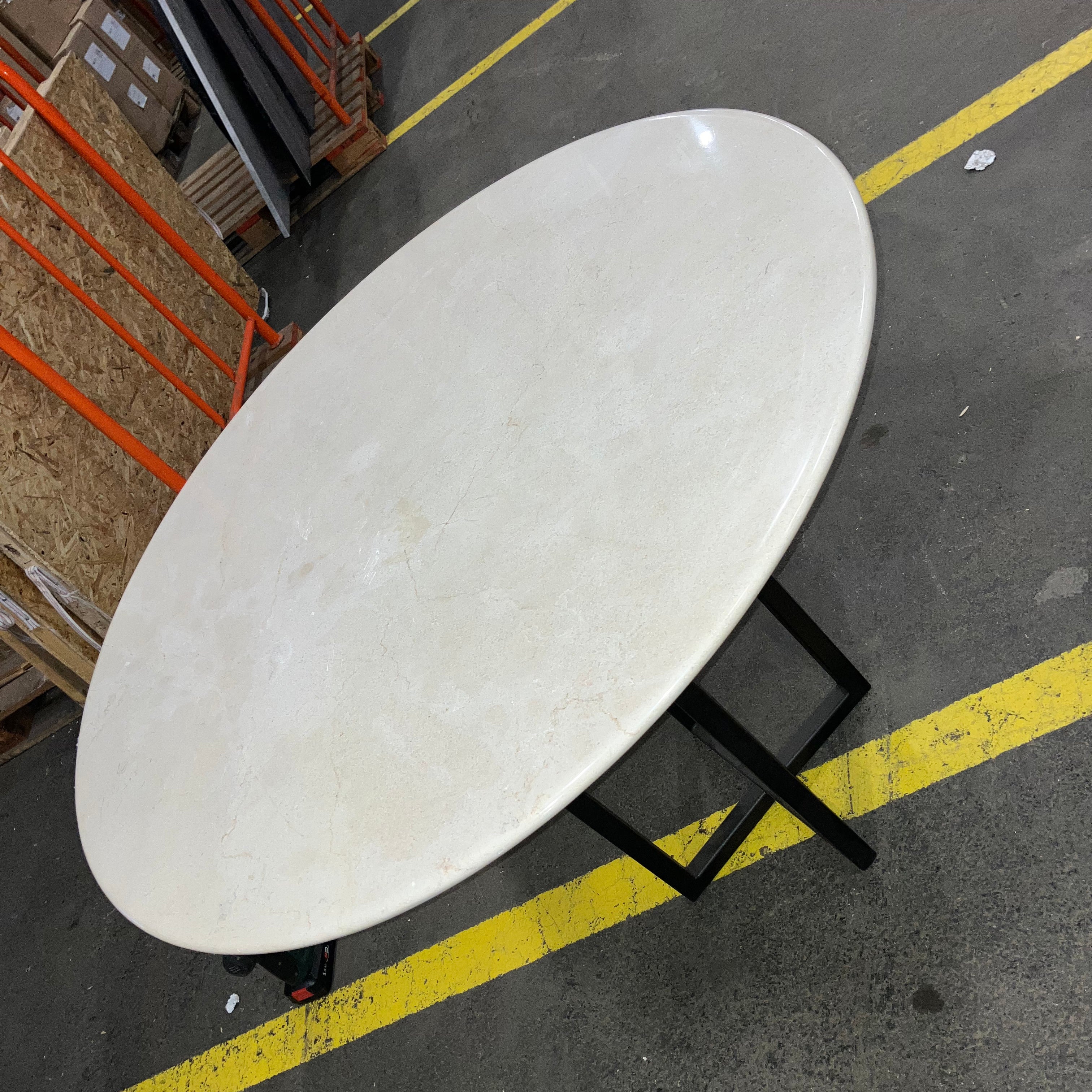 KIYO round dining table - Crema Marfil beige marble (Outlet Ø 110 cm)