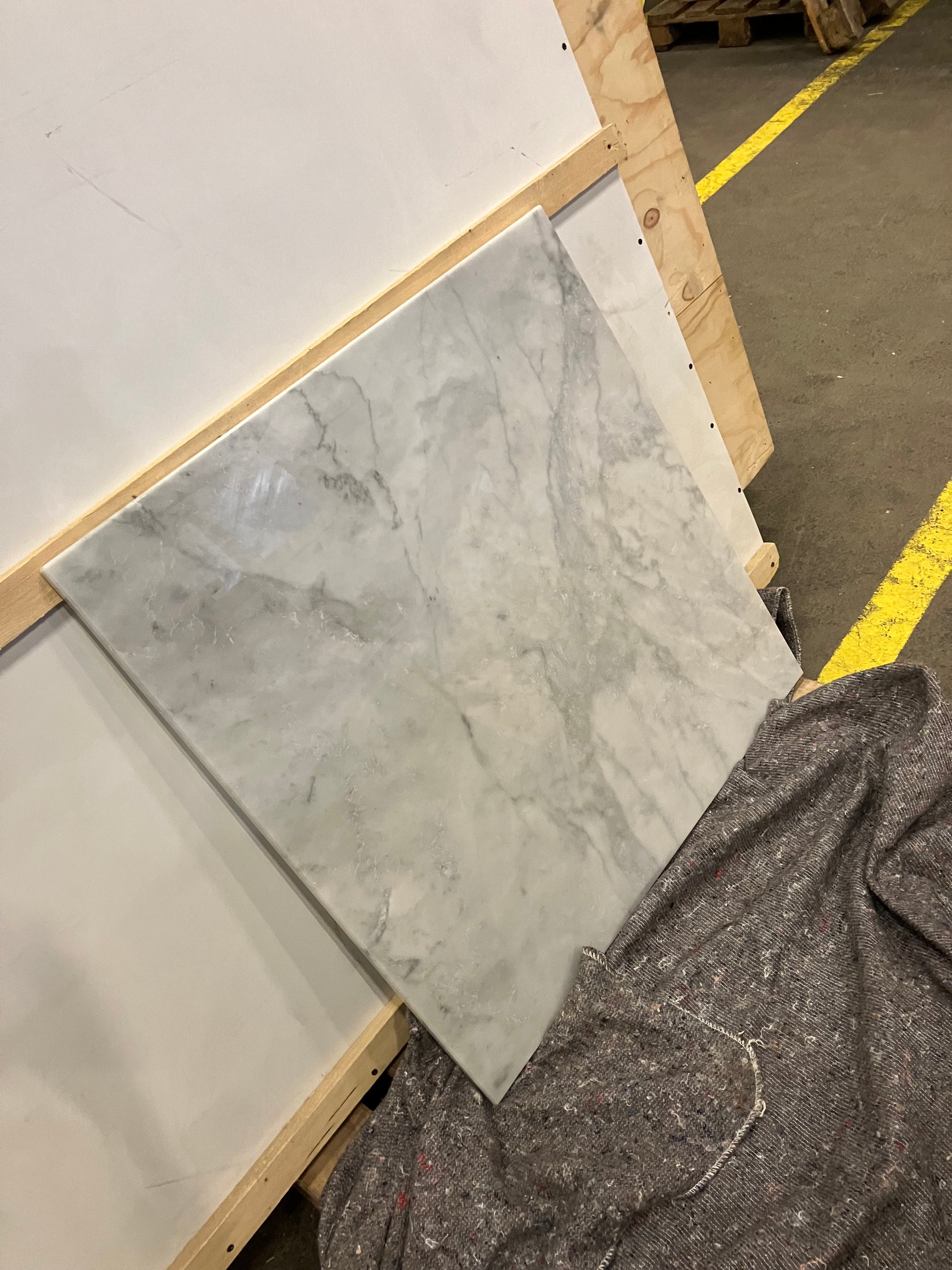 Square Marble Coffee Table – Bianco Carrara white (Outlet 80×80)