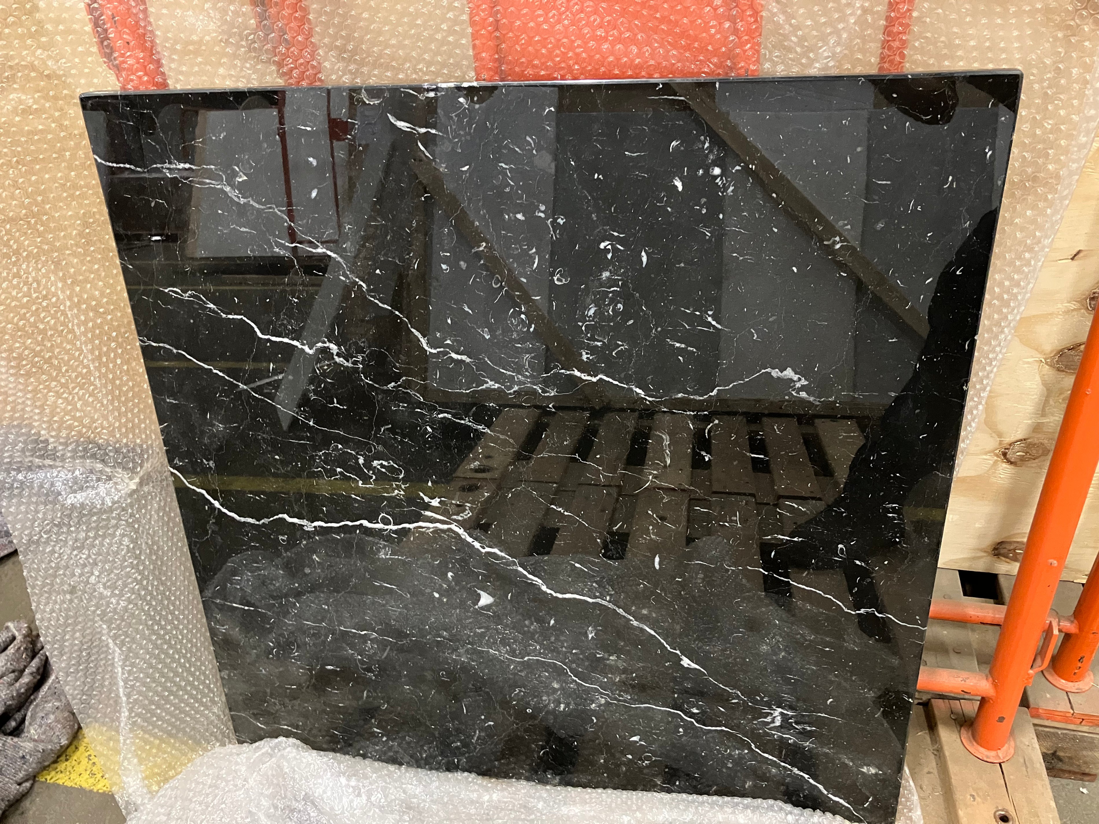 Square Marble Coffee Table – Nero Marquina black (Outlet 80×80 #80)
