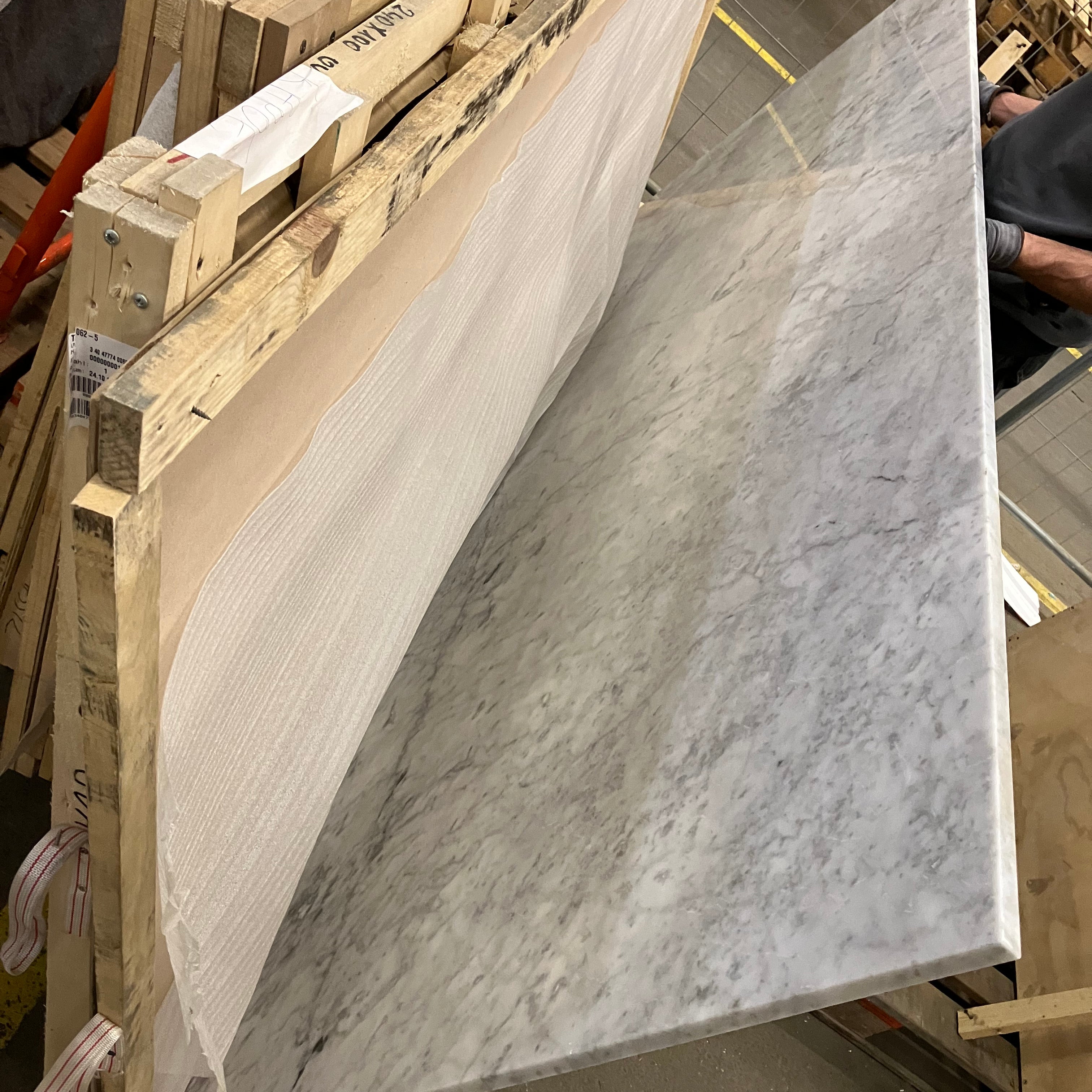 Rectangular Marble Dining Table – Bianco Carrara White (4 legged) (Outlet 240×100)