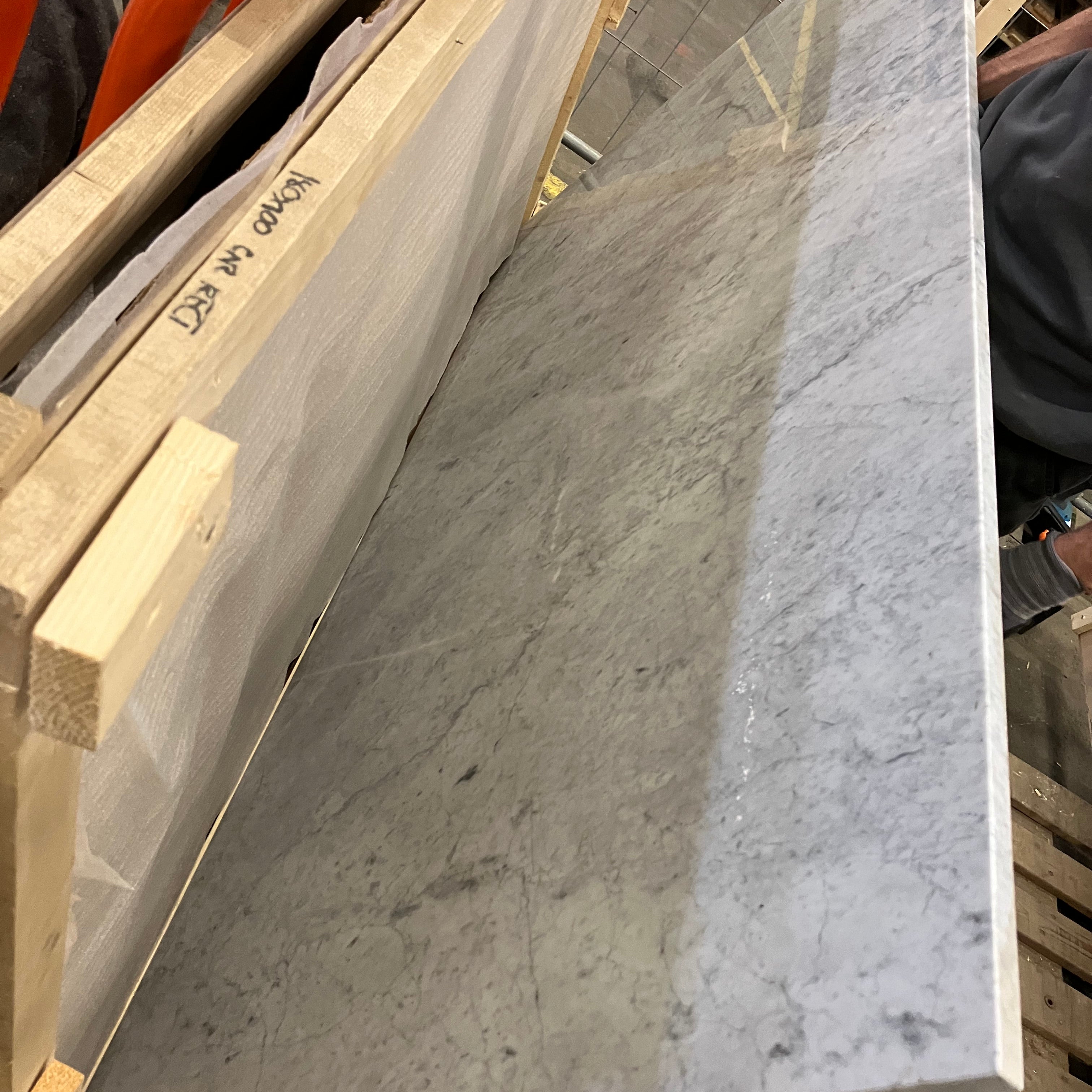 Rectangular Marble Dining Table – Bianco Carrara White (4 legged) (Outlet 180×100 #90)