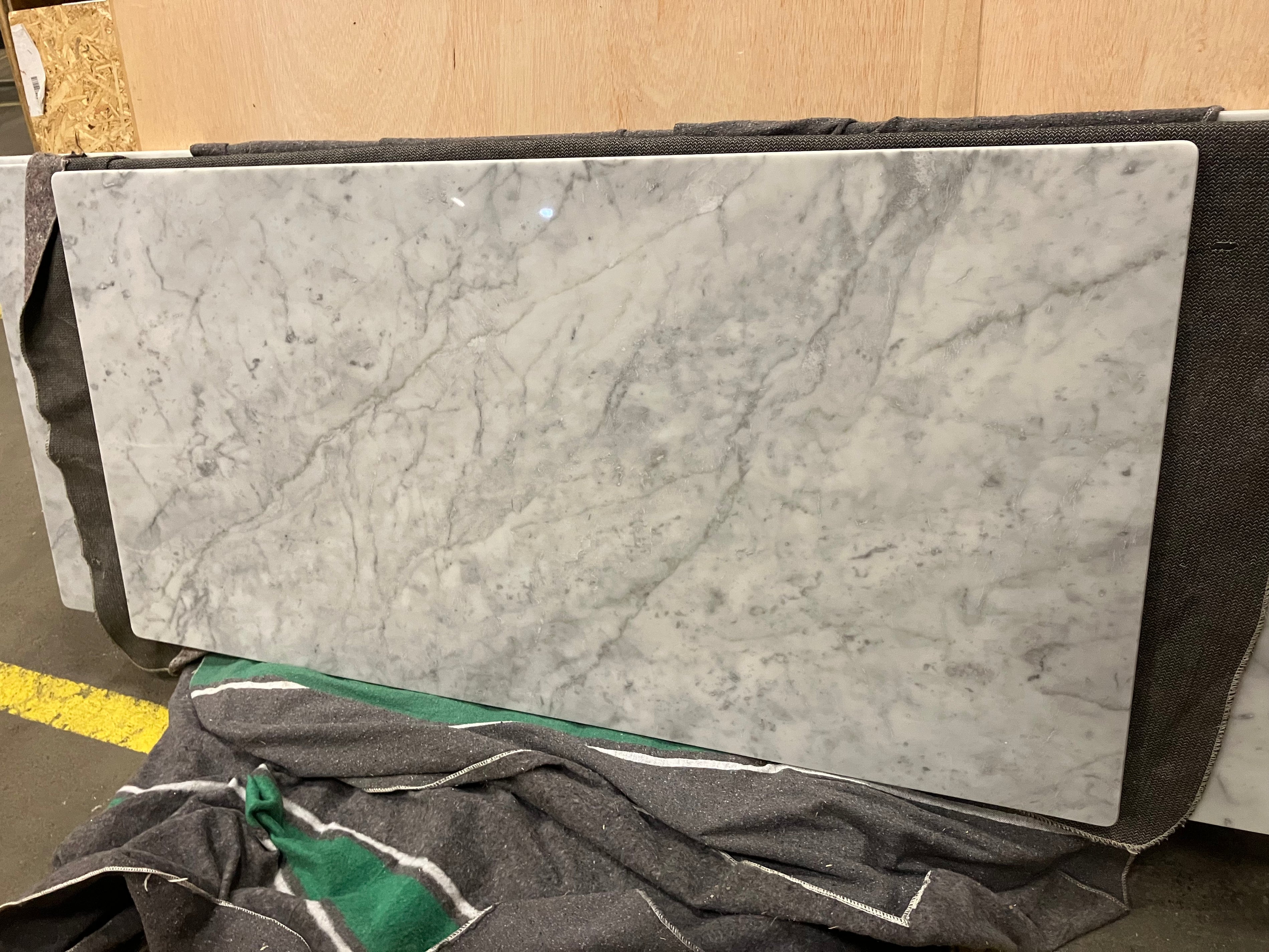 Rectangular Marble Dining Table – Bianco Carrara White (4 legged) (Outlet 160×80 #93)