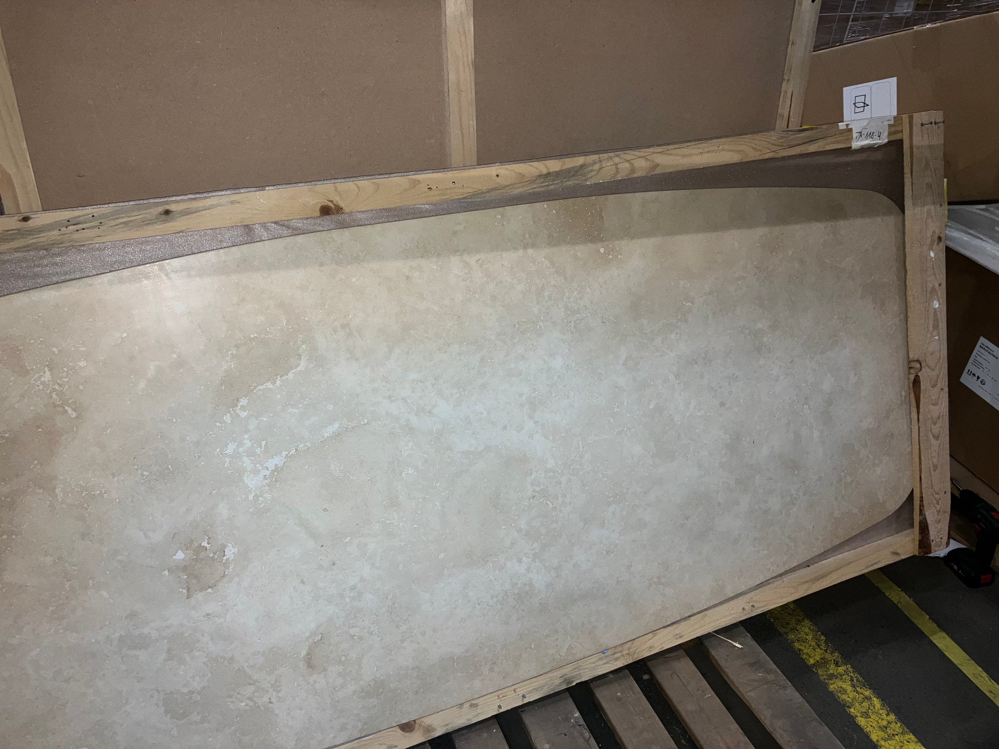 Celio Travertine Dining table (V-legged) (Outlet 220×90)